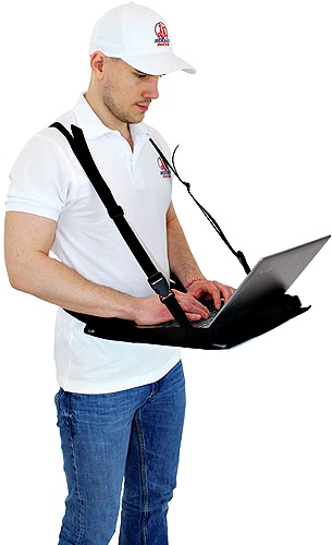 Mobiler Ablage-Bauchladen mit niedriger Zarge, ideal für die Präsentation von flachen Waren oder das Servieren von Getränken.