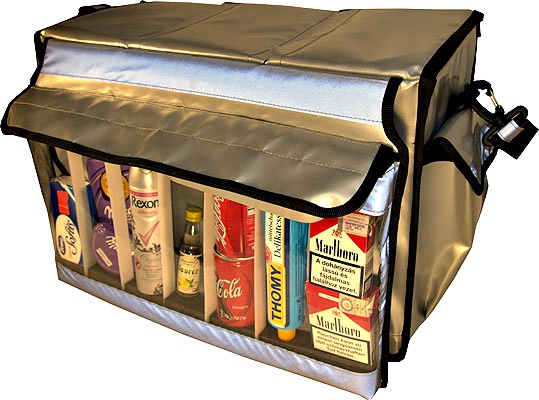 Innovativer Bauchladen Sampler für die Live-Kommunikation in Berlin; mobiles Tool für haptische Produkterlebnisse und Marken-Branding.