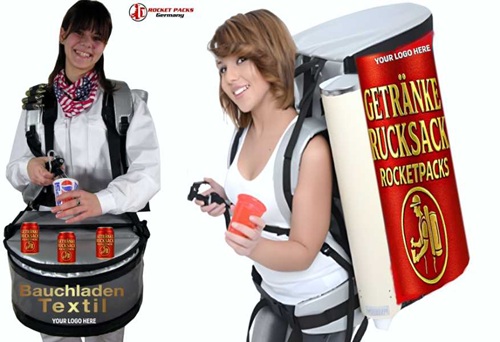 Moderner Getränke-Bauchladen für Events im Baseler Sommer in der HafenCity Hamburg – innovatives Cateringkonzept mit frischen Drinks, das die Verkaufsmotivation steigert und Gäste begeistert – perfekter mobiler Getränkeservice für sommerliche Veranstaltungen direkt am Hafen, ideal für Firmenfeiern, Festivals und private Partys in Hamburgs angesagtem Stadtteil HafenCity ��⚓��