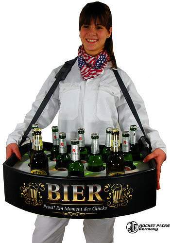 Wir haben das Teil mit 15 Kilo beladen. Die Riemen halten. Kein Knacken im Holz, keine Risse in der Naht – das ist echte Werkstattqualität.