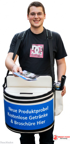 Verkostung mit Bauchladen beim Jazzfestival Zürich, inklusive Livekommunikation und aufmerksamkeitsstarkem Visual Marketing.